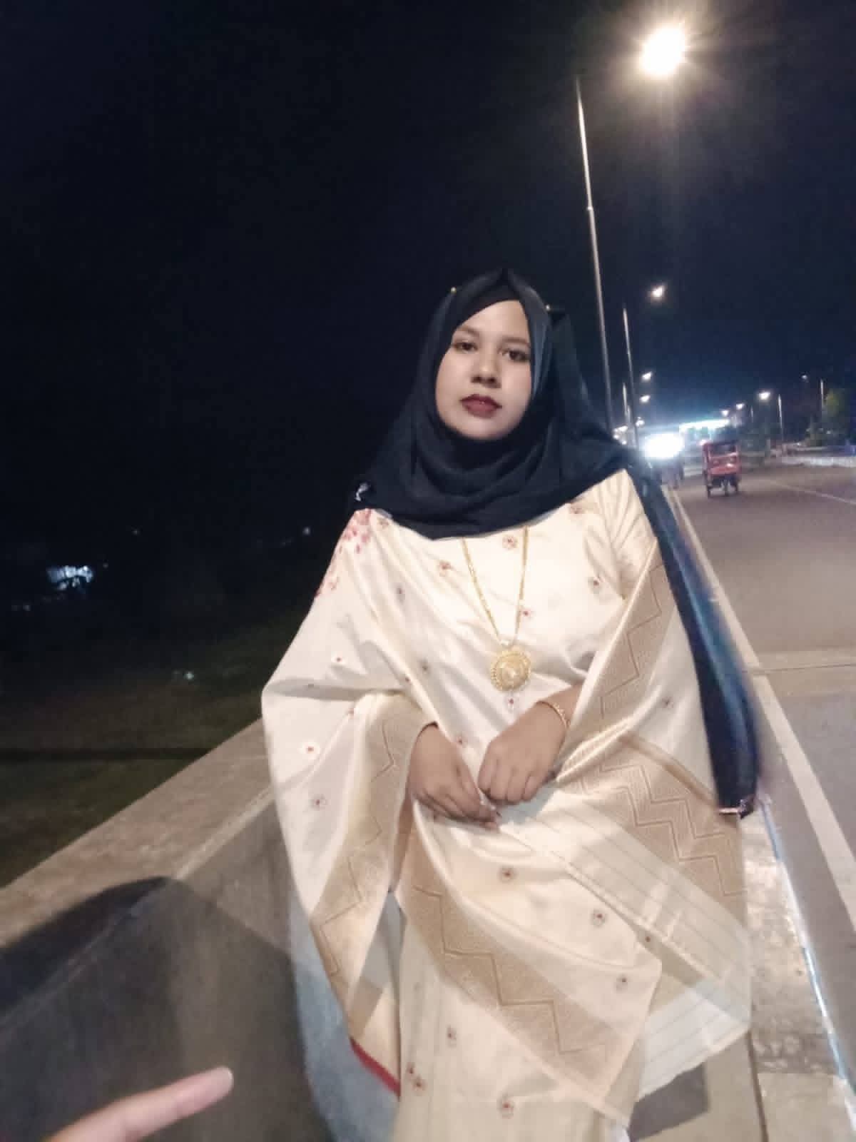 Nusrat_325